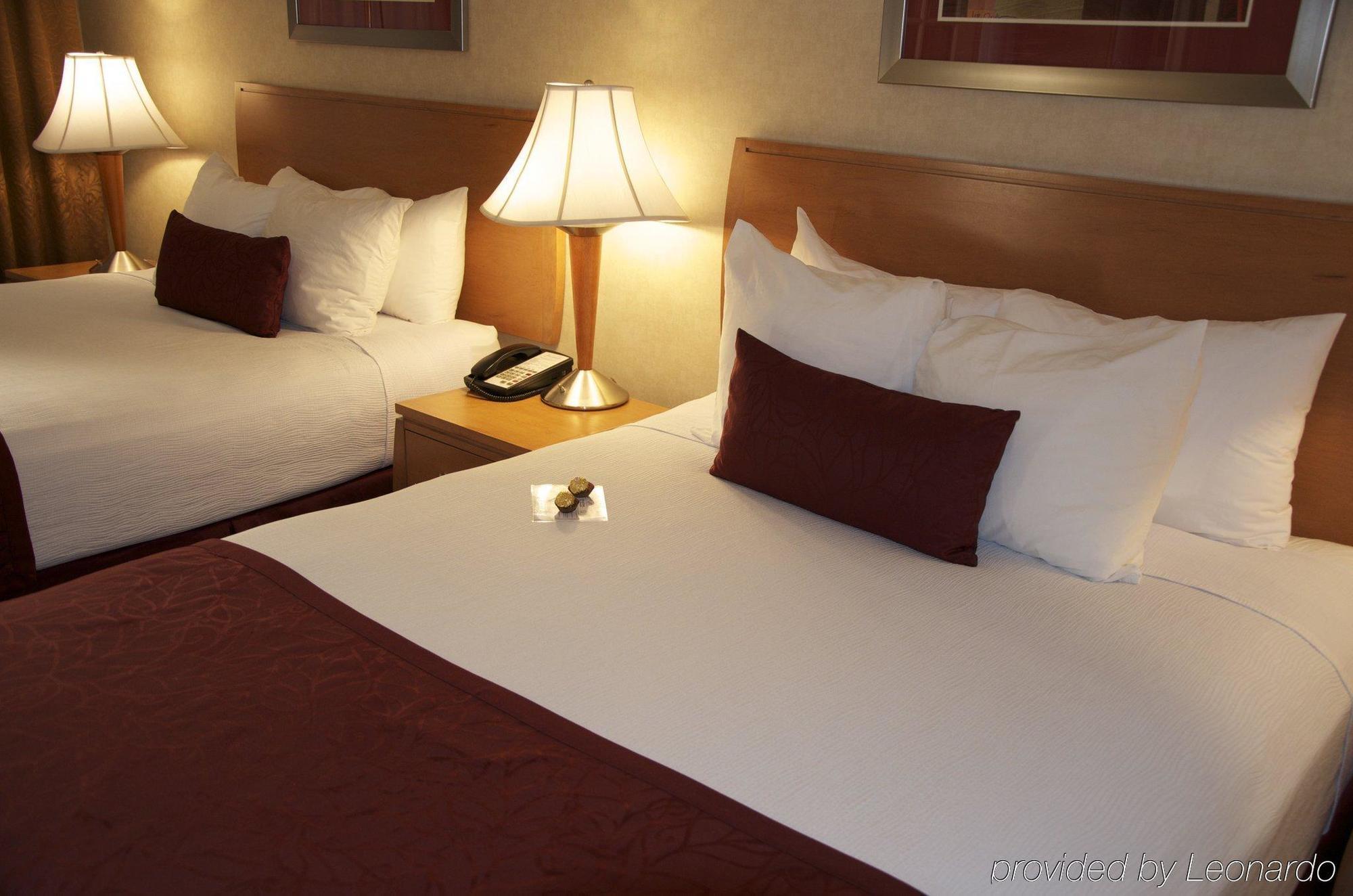 Best Western Innsuites Phoenix Hotel & Suites Exterior photo