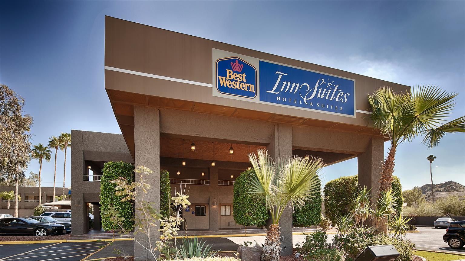Best Western Innsuites Phoenix Hotel & Suites Exterior photo