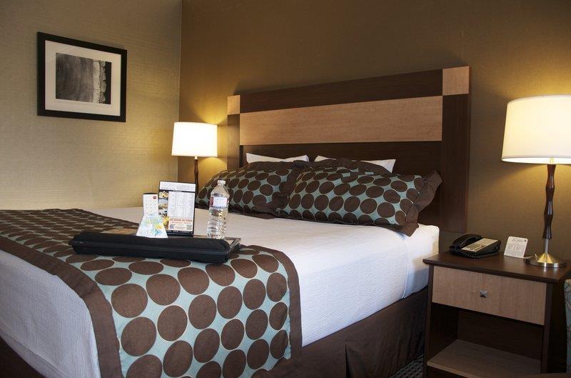 Best Western Innsuites Phoenix Hotel & Suites Exterior photo