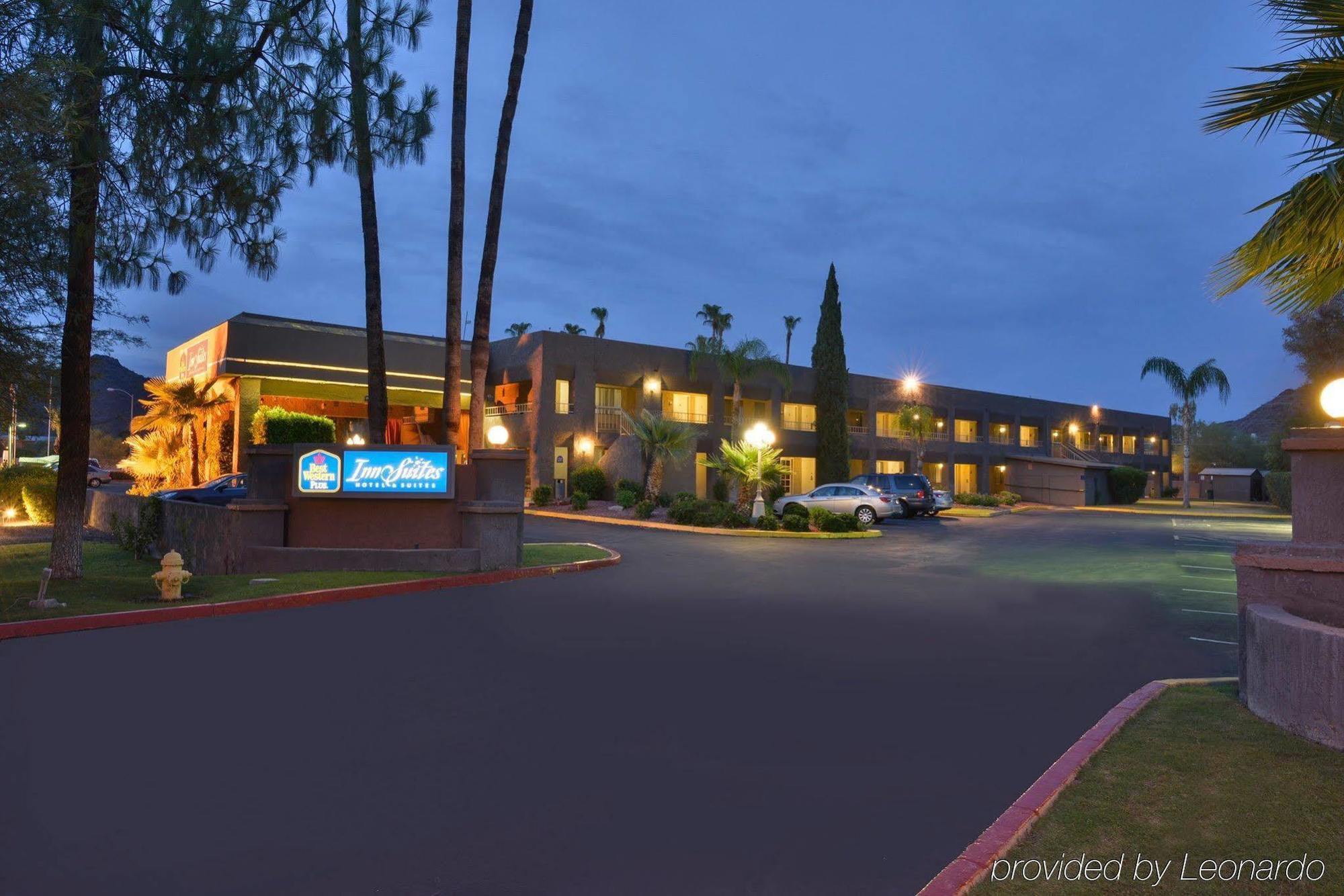 Best Western Innsuites Phoenix Hotel & Suites Exterior photo