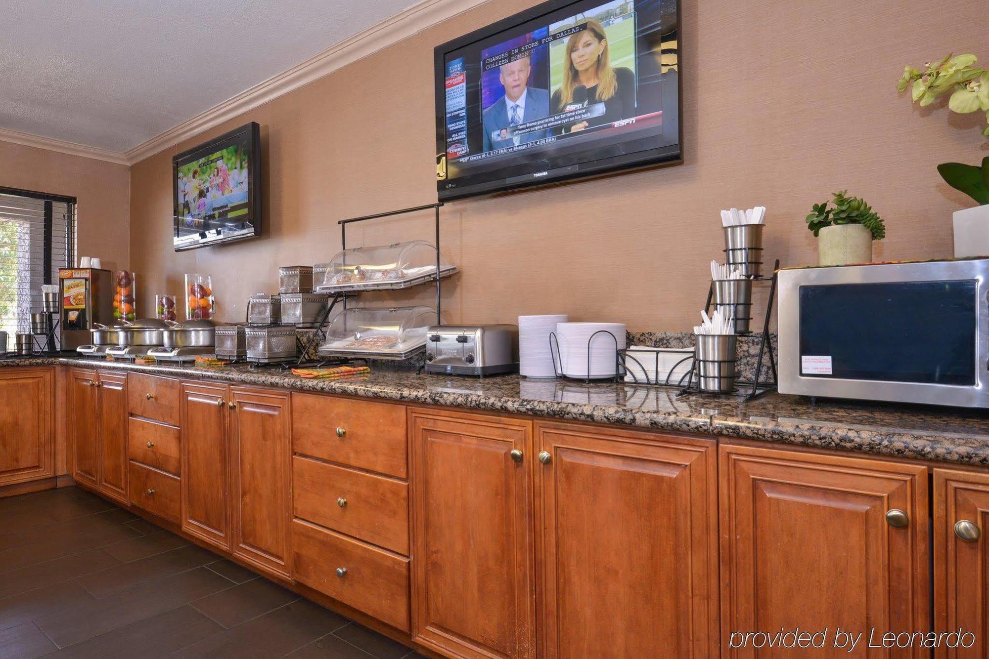 Best Western Innsuites Phoenix Hotel & Suites Exterior photo